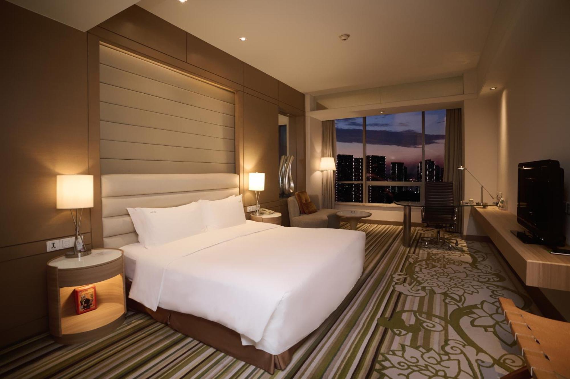 Holiday Inn Tianjin Riverside By Ihg Exterior foto
